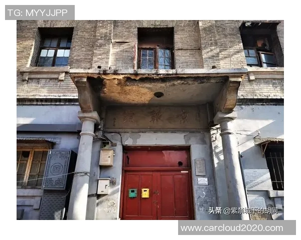 兵工厂与铁路工场的历史变迁与发展对比分析 兵工厂与铁路工场的历史变迁与发展对比分析