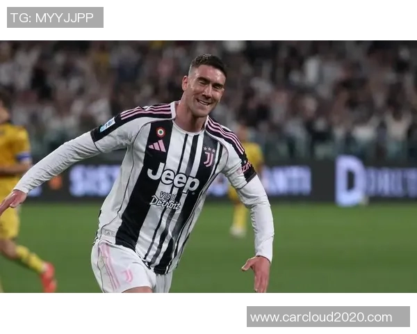 弗拉霍维奇领衔新一代前锋崛起，足球界期待他的精彩表现与未来成就