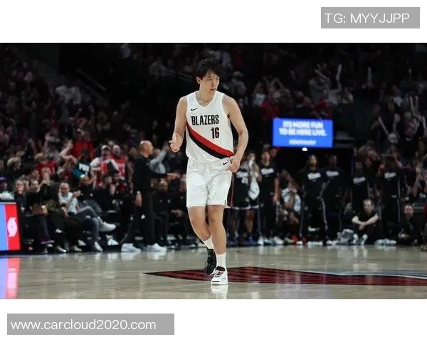 马刺与活塞激战正酣2月11日精彩对决引发球迷热议