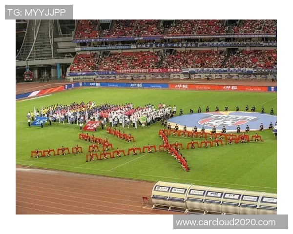 建业与武汉激战正酣比赛结果揭晓引发球迷热议 建业与武汉激战正酣比赛结果揭晓引发球迷热议