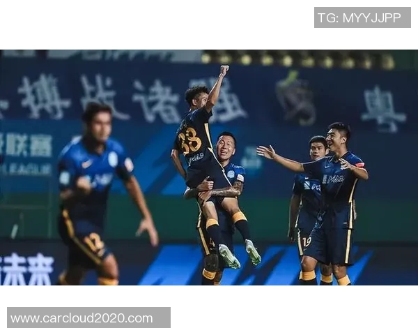 叙利亚与中国男足激战正酣比分悬念不断引发球迷热议 叙利亚与中国男足激战正酣比分悬念不断引发球迷热议