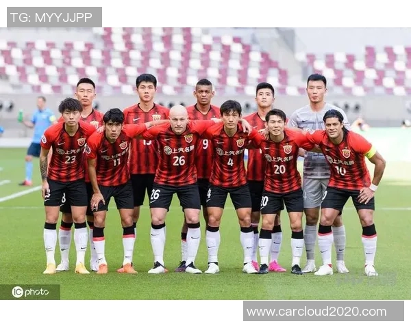 首尔与上海上港精彩对决回放分析及比赛亮点总结