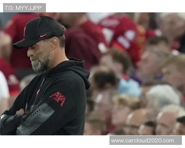 武汉卓尔与江苏队激战正酣比分悬念引发球迷热议